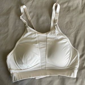 Gymshark Mesh Neckline Training Sport Bra -Cream